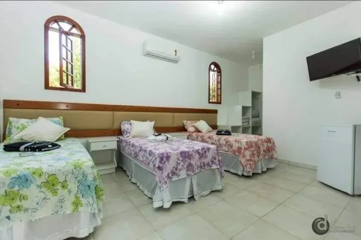 Quarto com ar-condicionado da unidade Levy Gasparian do Grupo Triunfo, clínica de saúde mental e dependência química