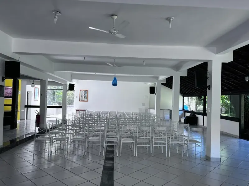 Salão multiuso da unidade Levy Gasparian do Grupo Triunfo, clínica de saúde mental e dependência química